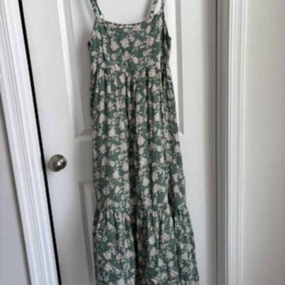 Hampton Dress - Picture 2 of 4